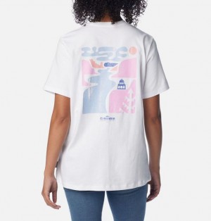 Women Columbia Boundless Beauty™ Graphic T-Shirt White | US-GREQAO-964