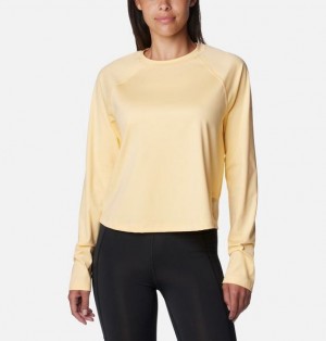 Women Columbia Boundless Trek™ Active T-Shirt Yellow | US-LKXCFB-218