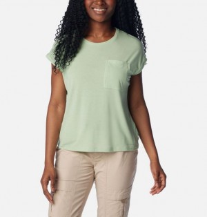 Women Columbia Boundless Trek™ Technical T-Shirt Olive | US-DXIMRT-945