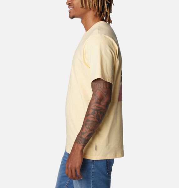 Men Columbia Explorers Canyon™ Back Graphic T-Shirt Yellow | US-QIOWCU-042