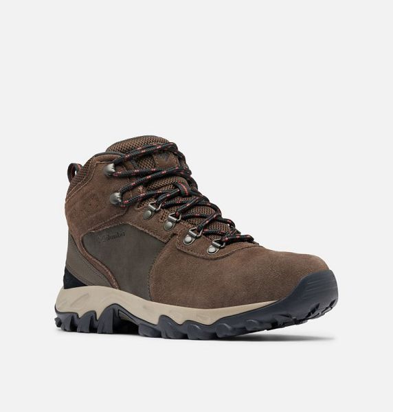 Men Columbia Newton Ridge™ Plus II Suede Waterproof Walking Boots Dark Brown / Brown | US-ZJTQNY-714