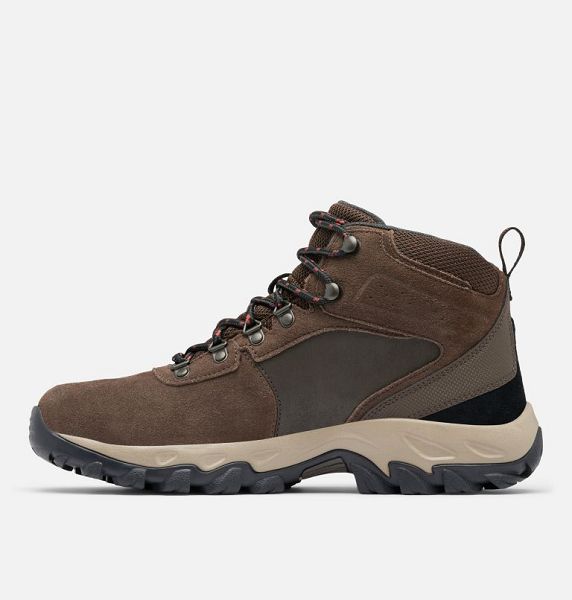 Men Columbia Newton Ridge™ Plus II Suede Waterproof Walking Boots Dark Brown / Brown | US-ZJTQNY-714