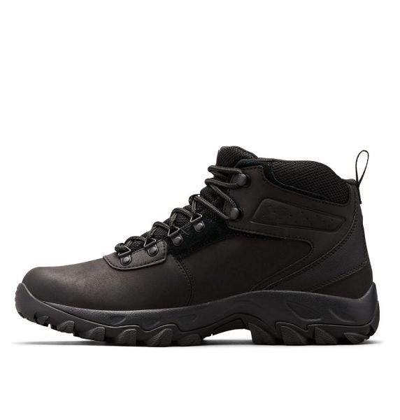 Men Columbia Newton Ridge™ Plus II Waterproof Hiking Boots Black / Black | US-LJXUCZ-094