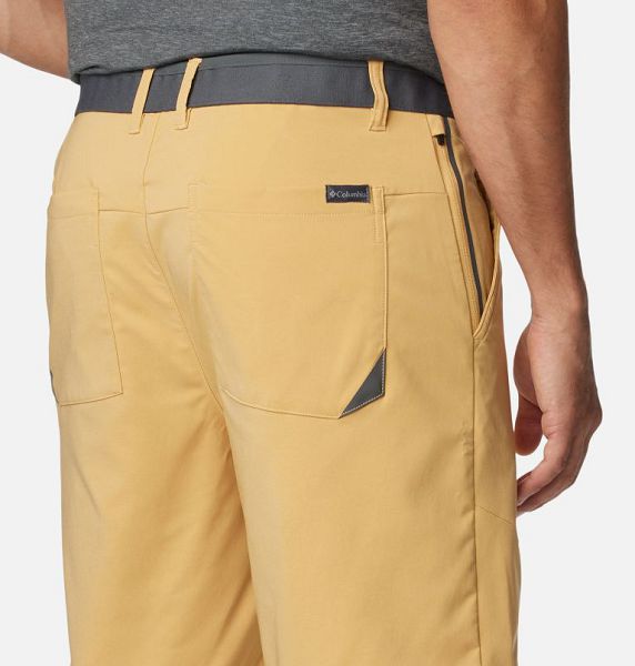 Men Columbia Tech Trail™ Shorts Light Brown | US-GREDZQ-145