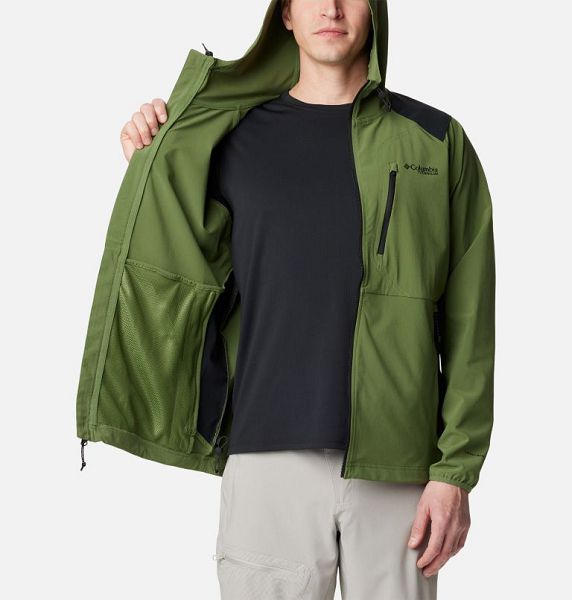 Men Columbia Triple Canyon™ Softshell Hiking Jackets Green | US-WNOFXA-985