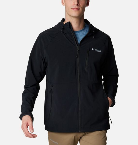 Men Columbia Triple Canyon™ Softshell Hiking Jackets Black | US-HVYGMN-059