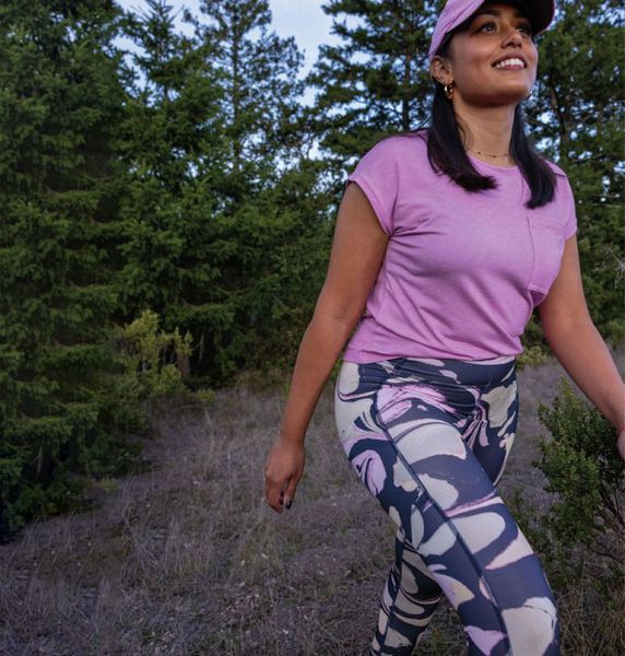 Women Columbia Boundless Trek™ Leggings Navy | US-VOEPHD-583