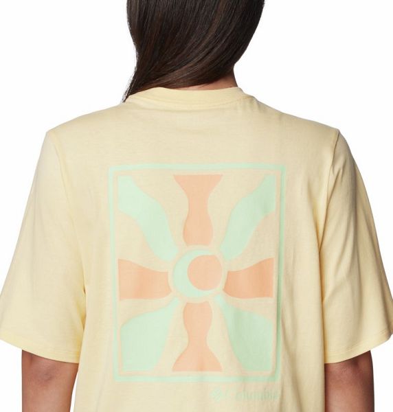 Women Columbia North Cascades™ Graphic T-Shirt Yellow | US-NVXTLJ-186