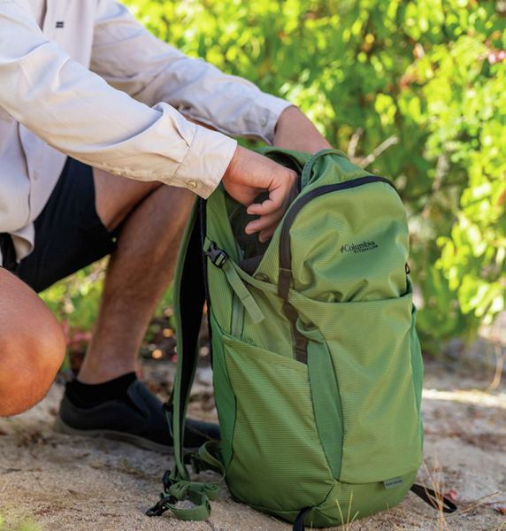 Women Columbia Triple Canyon™ 24L Backpack Green | US-KSNXGV-061