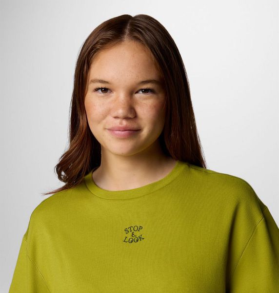 Women Columbia Wallowa™ Cropped Graphic T-Shirt Green | US-HIKQOL-549